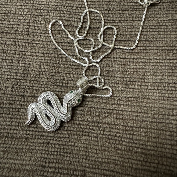 Sterling silver snake necklace - Picture 4 of 6